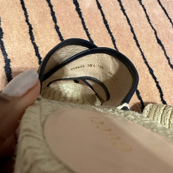 💯 Authentic Gucci Espadrilles! Pink and blue. - Picture 2 of 4